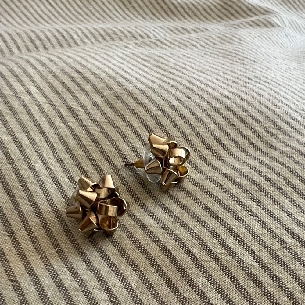 Gold Bow Earrings